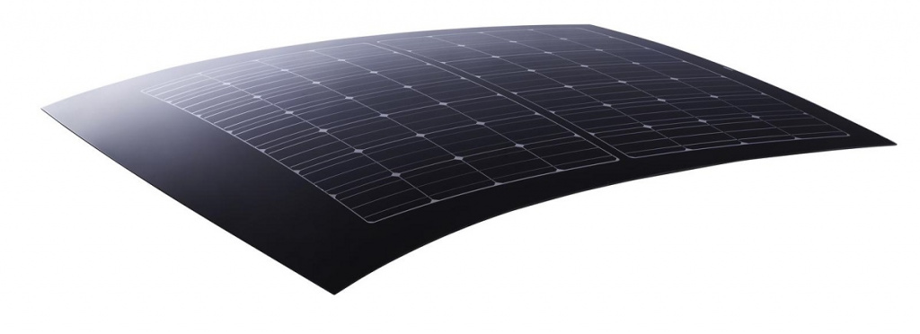 car-solar-roof-2.jpg